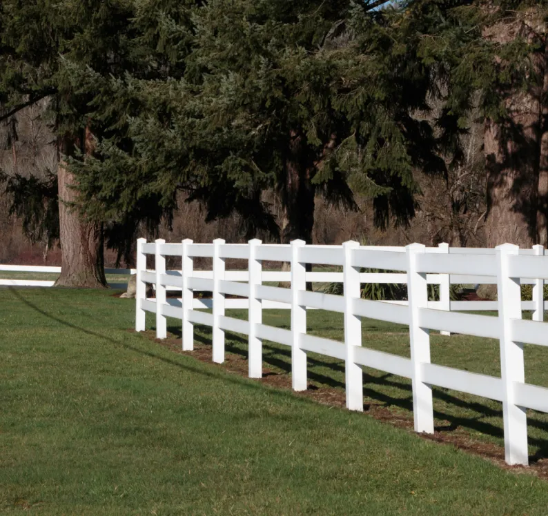 Vinyl Ranch Rail Fences