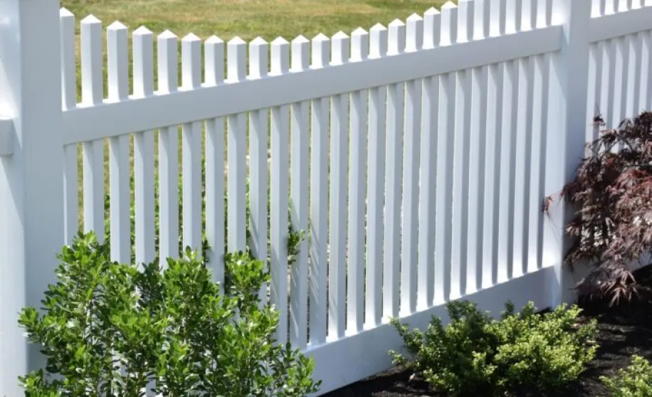 Classic Picket Vinyl Fencing