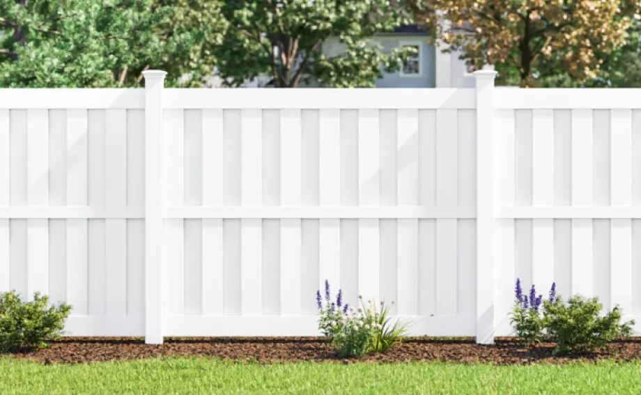 Shadowbox Vinyl Fencing
