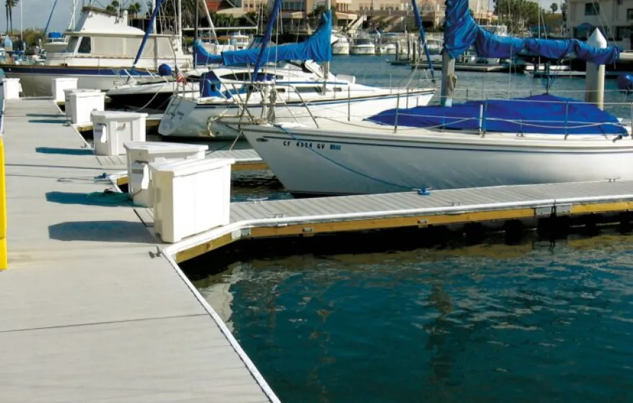 DuraLife® Dock Board