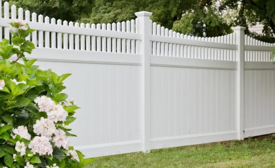 Open Spindle Top Privacy Vinyl Fencing